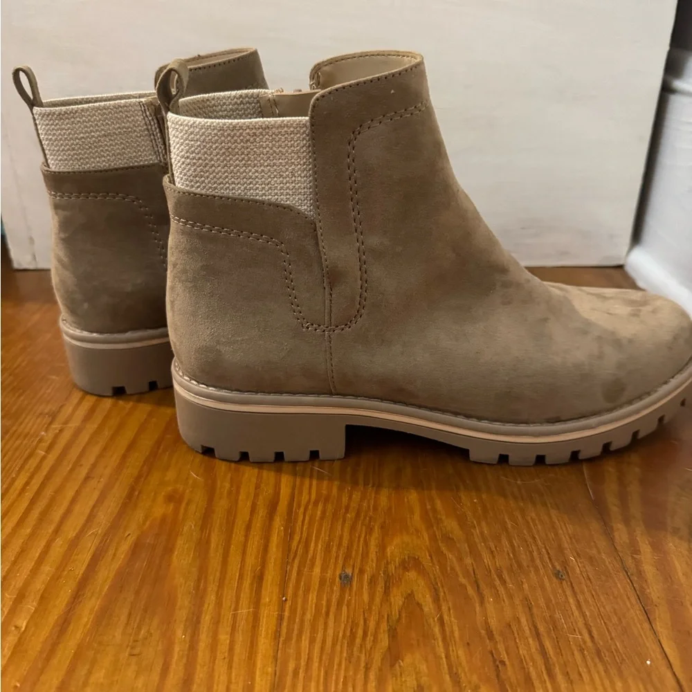 Tan Ankle Boots with Chunky Sole - Picture 2 of 5